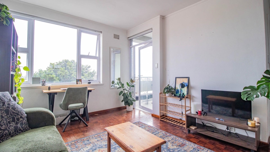 1 Bedroom Property for Sale in Observatory Western Cape